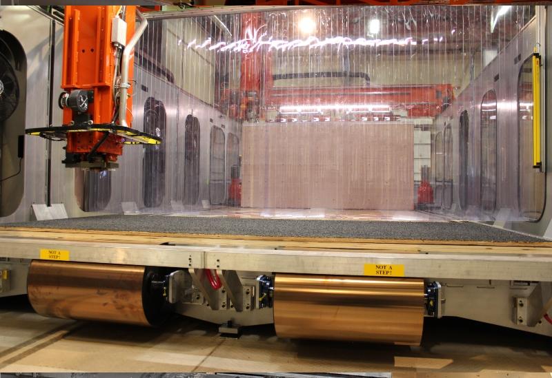 hybrid additivesubtractive manufacturing machine produces large scale parts